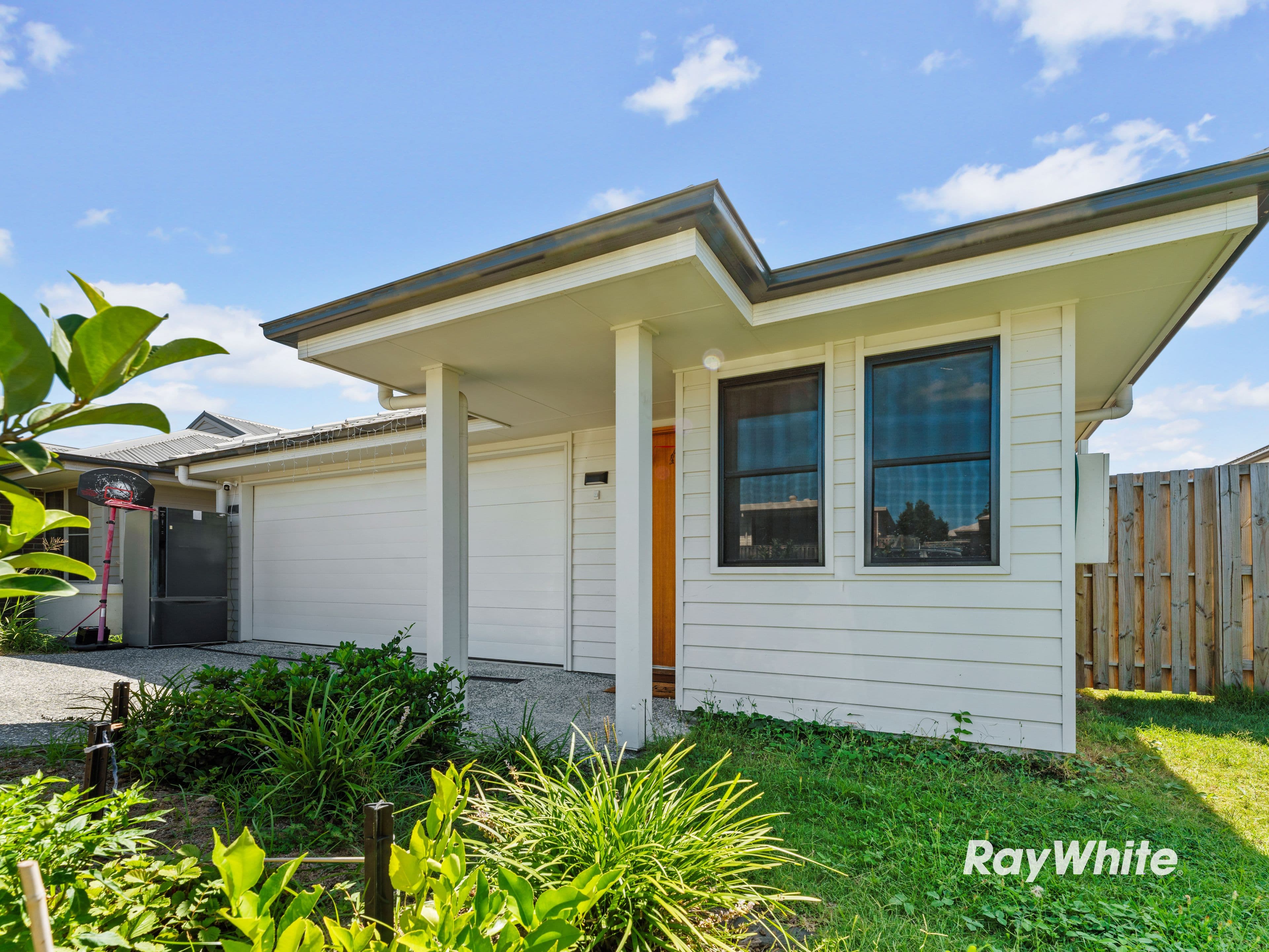 28 Merino Street, Park Ridge QLD 4125, Park Ridge - Image 1