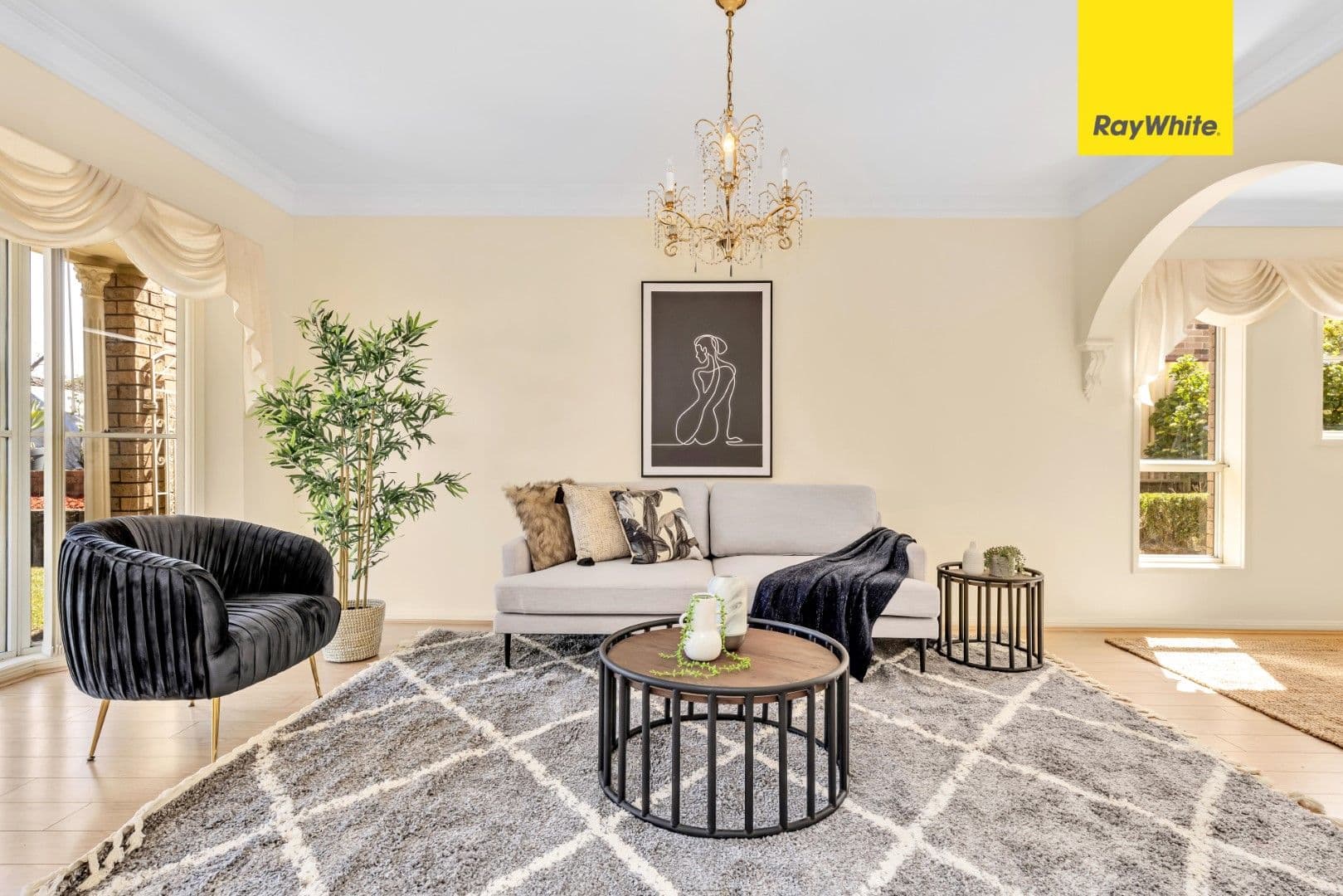 9 Cotswold Avenue, Castle Hill NSW 2154, Castle Hill - Thumbnail 2