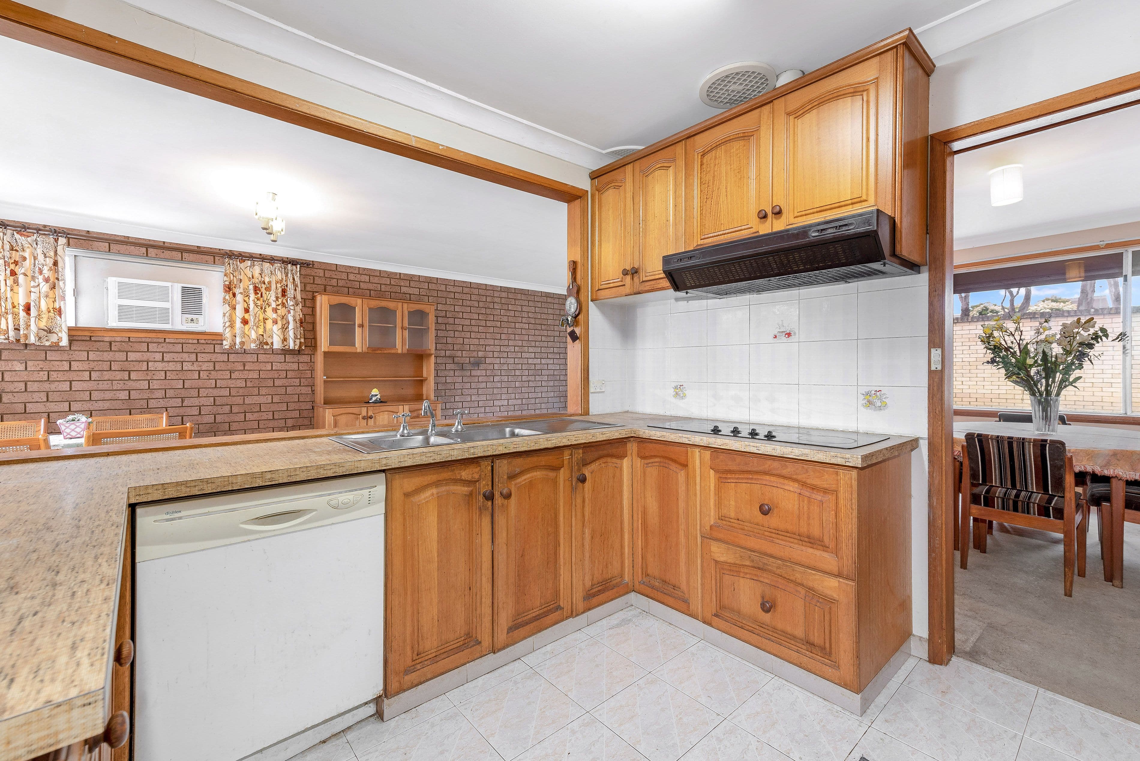 2 Belinda Street, Bass Hill NSW 2197, Bass Hill - Thumbnail 4
