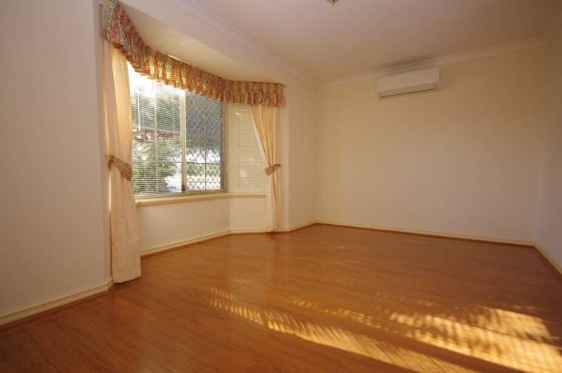 11b Hancock Street, NOLLAMARA WA 6061, Nollamara - Thumbnail 2