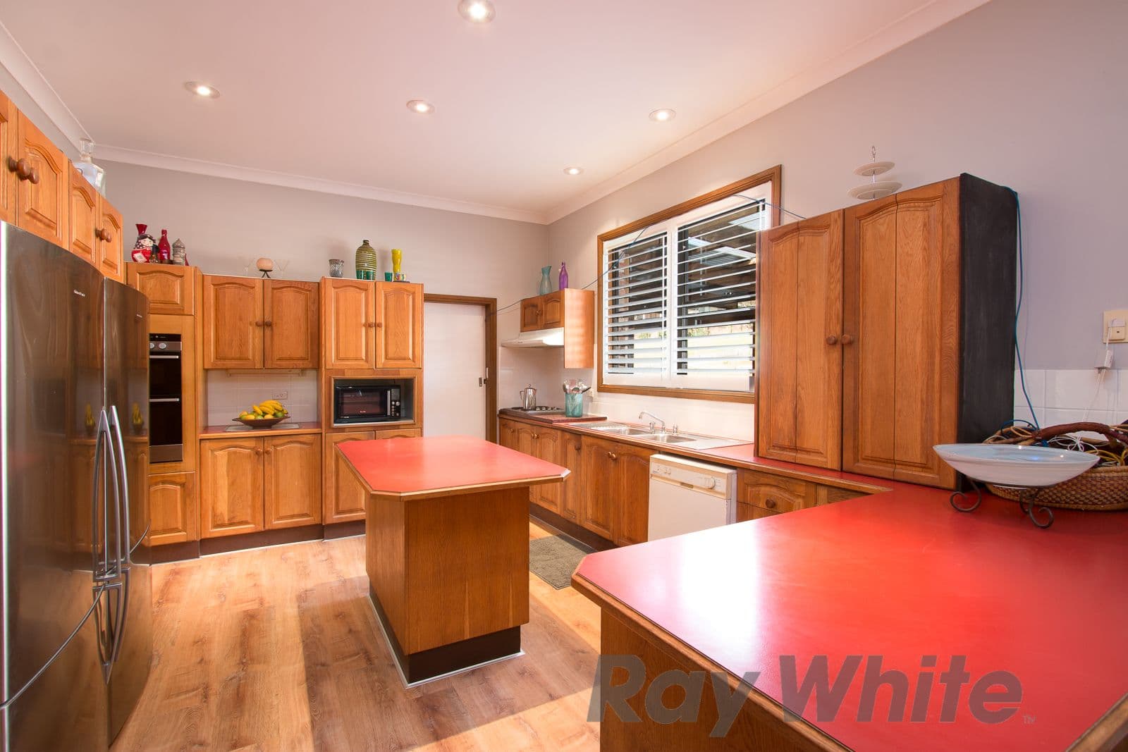 71 Cambronne Parade, Elermore Vale - Thumbnail 5