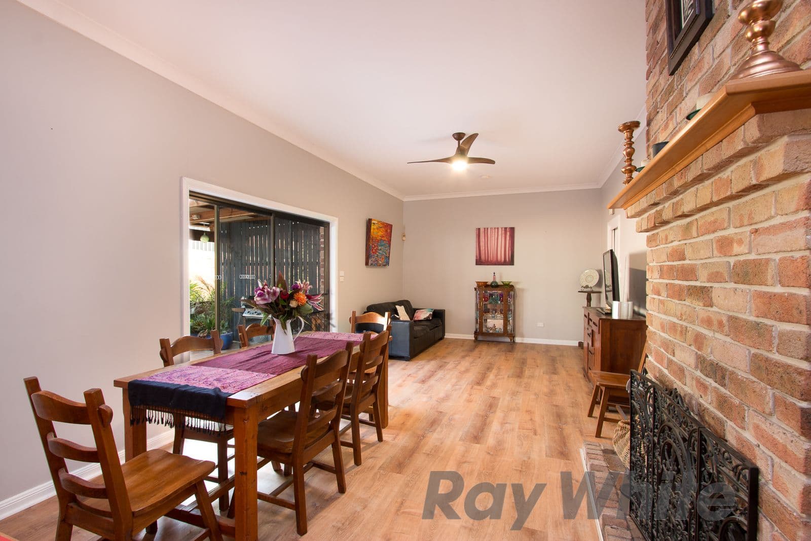 71 Cambronne Parade, Elermore Vale - Thumbnail 6