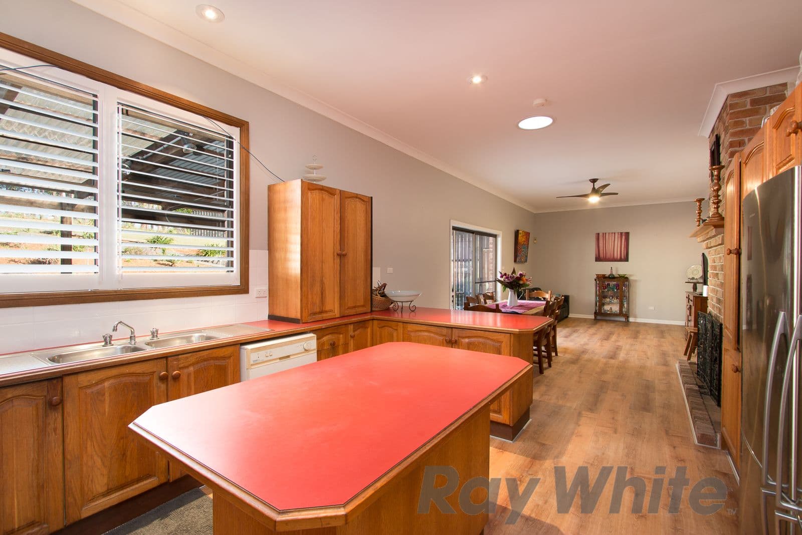 71 Cambronne Parade, Elermore Vale - Thumbnail 7