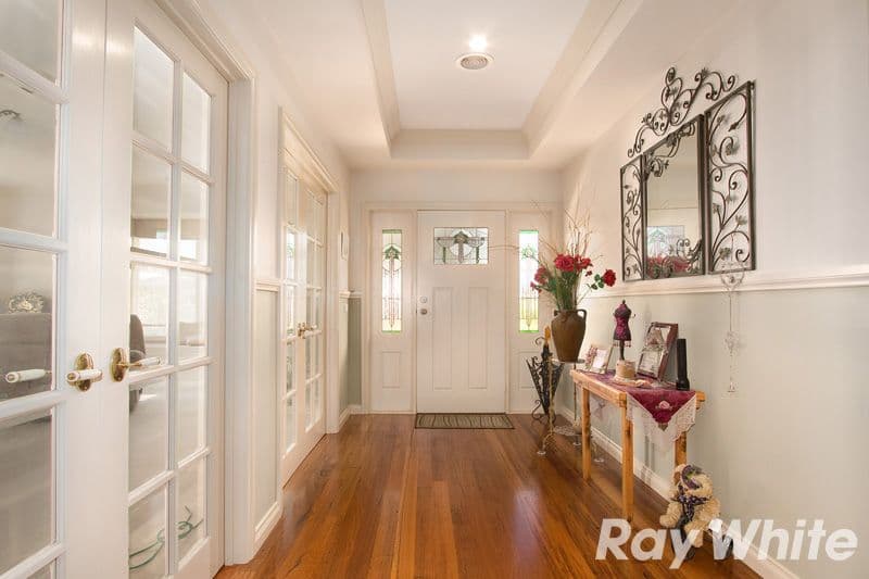 4 Karawun Walk, Pakenham VIC 3810, Pakenham - Thumbnail 2