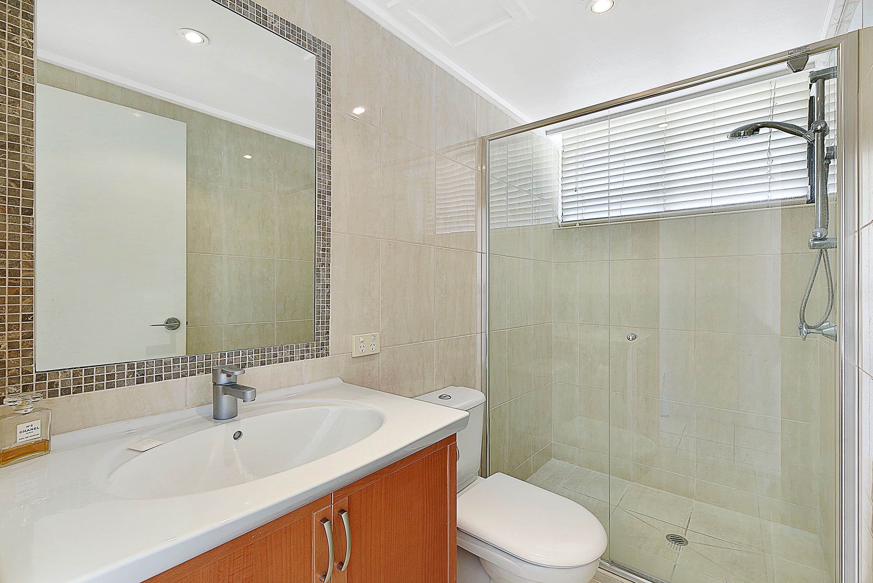 198 Ferny Avenue, Surfers Paradise QLD 4217, Surfers Paradise - Thumbnail 8