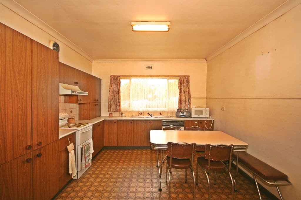 7 Millawa Avenue, ST ALBANS VIC 3021, St Albans - Thumbnail 3
