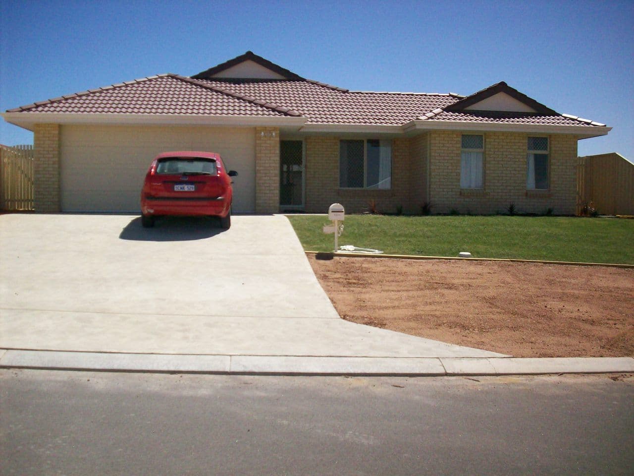10 Curtin Grove, MOUNT TARCOOLA WA 6530, Mount Tarcoola - Thumbnail 2