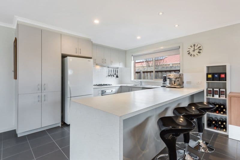 7 Melissa Way, Bannockburn VIC 3331, Bannockburn - Thumbnail 2
