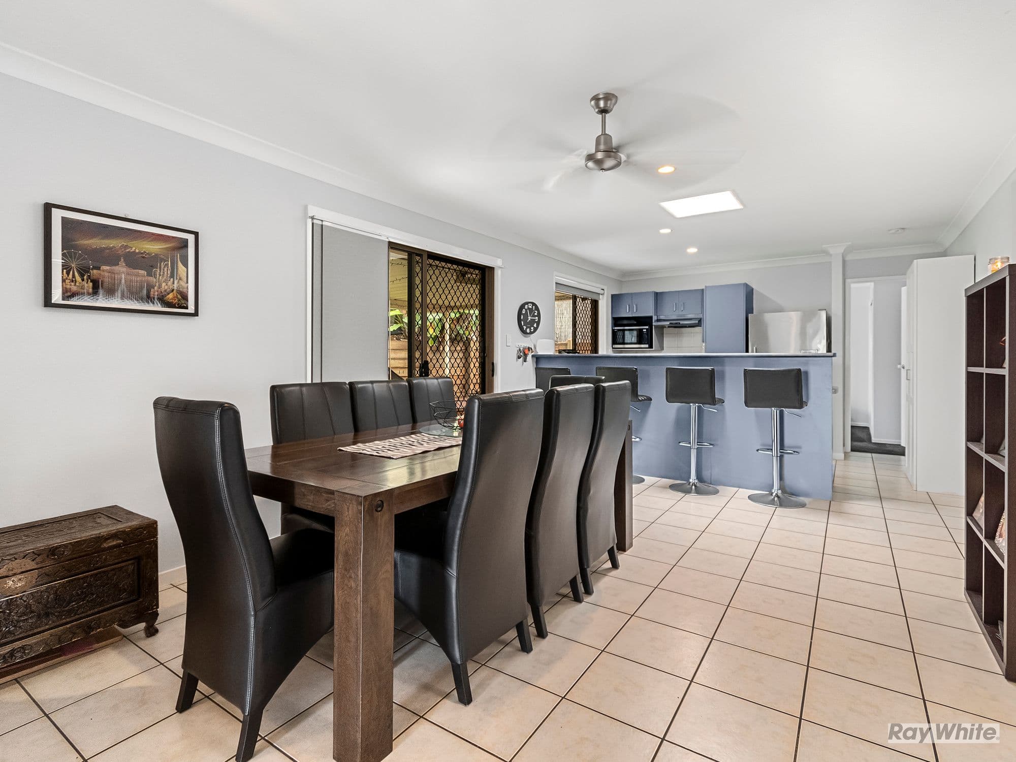 14 Montville Place, Forest Lake QLD 4078, Forest Lake - Thumbnail 2