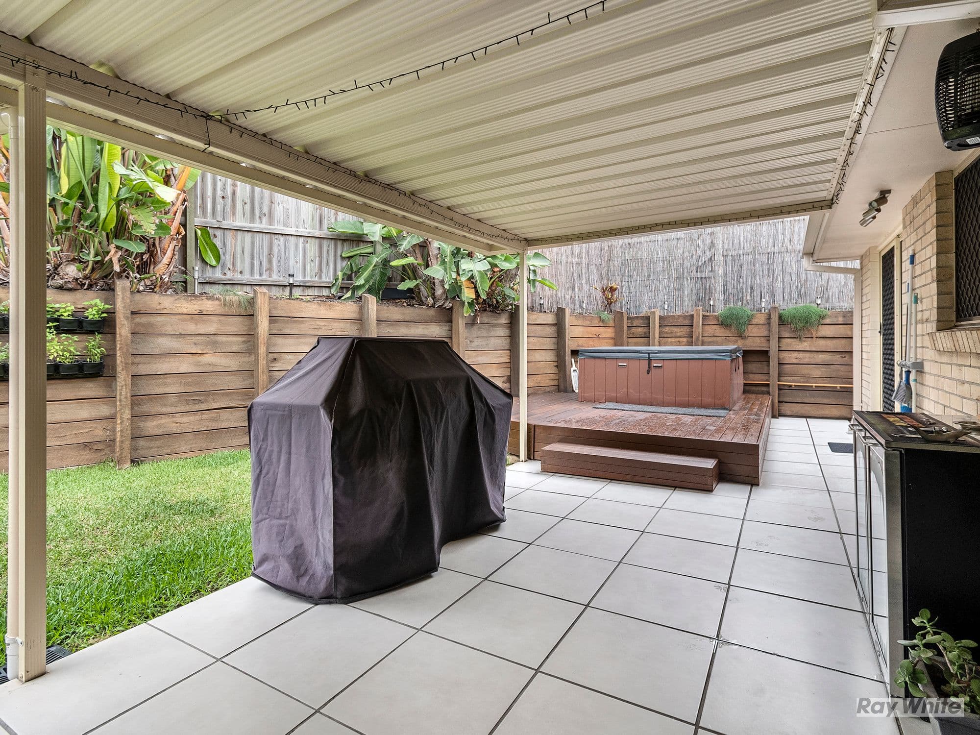 14 Montville Place, Forest Lake QLD 4078, Forest Lake - Thumbnail 4