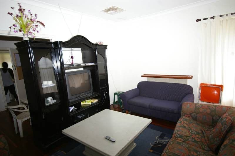 15 Ilumba Way, NOLLAMARA WA 6061, Nollamara - Thumbnail 3