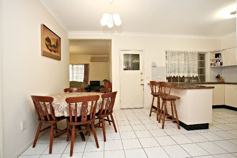 35 Teagarden Street, EIGHT MILE PLAINS QLD 4113, Eight Mile Plains - Thumbnail 4