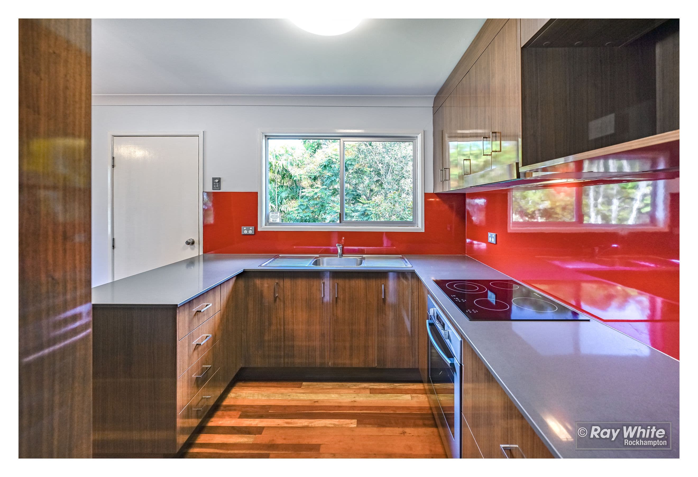 11 Agnew Avenue, Norman Gardens QLD 4701, Norman Gardens - Thumbnail 5
