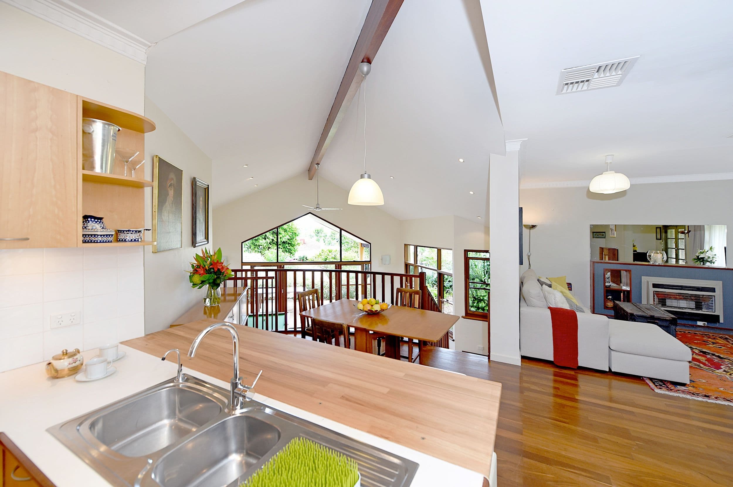 16 Rawdon Street, Lawrence - Thumbnail 5
