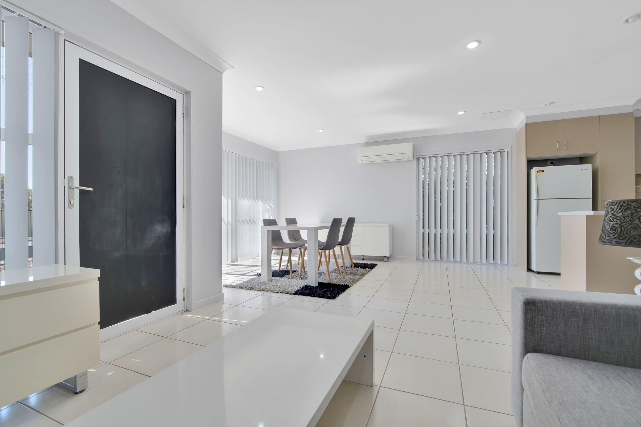 77 Tank Street, West Gladstone QLD 4680, West Gladstone - Thumbnail 4