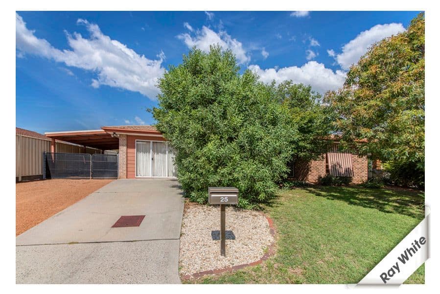 25 Montefiore Crescent, Conder ACT 2906, Conder - Thumbnail 2