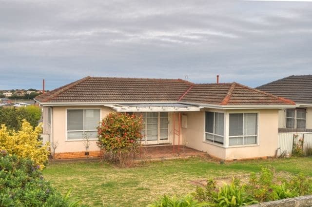 359 Raglan Parade, WARRNAMBOOL VIC 3280, Warrnambool - Image 1