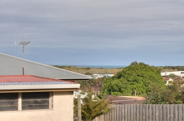 359 Raglan Parade, WARRNAMBOOL VIC 3280, Warrnambool - Thumbnail 2