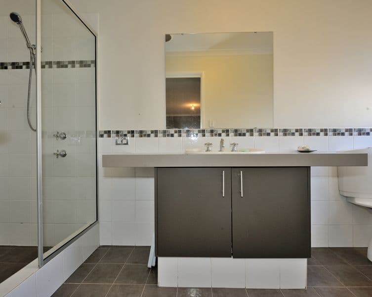3 Wodonga Court, BALDIVIS WA 6171, Baldivis - Thumbnail 4