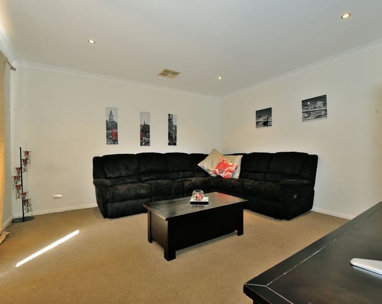 3 Wodonga Court, BALDIVIS WA 6171, Baldivis - Thumbnail 7