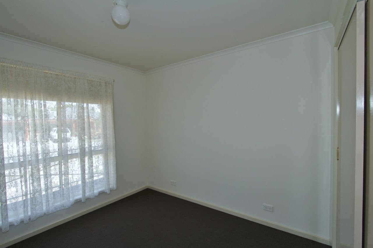 12 McMahon Street, Heathcote VIC 3523, Heathcote - Thumbnail 6