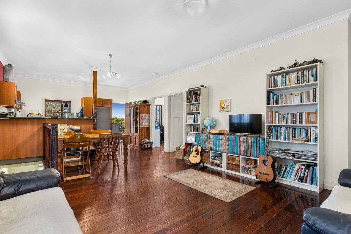 210 Thistle Street, Gordon Park QLD 4031, Gordon Park - Thumbnail 7