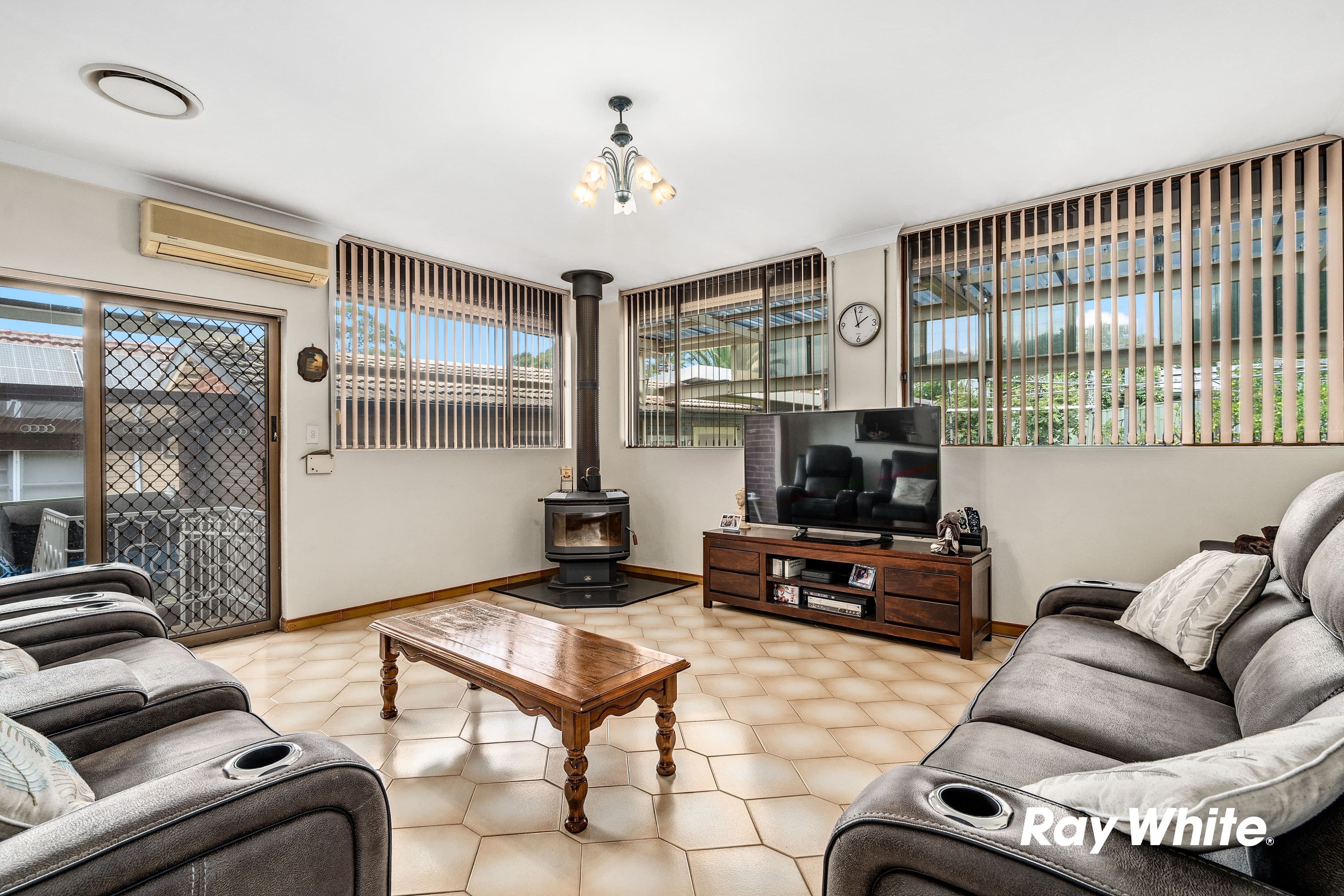 30 Eggleton Street, Blacktown NSW 2148, Blacktown - Thumbnail 2
