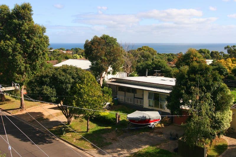 13 Sherwood Crescent, MOUNT MARTHA VIC 3934, Mount Martha - Thumbnail 2