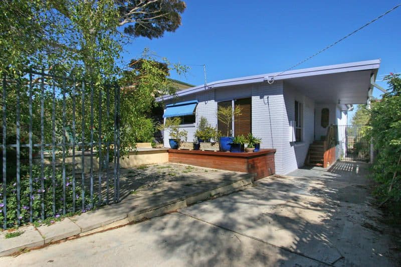 16 Seventh Avenue, ROSEBUD VIC 3939, Rosebud - Thumbnail 2