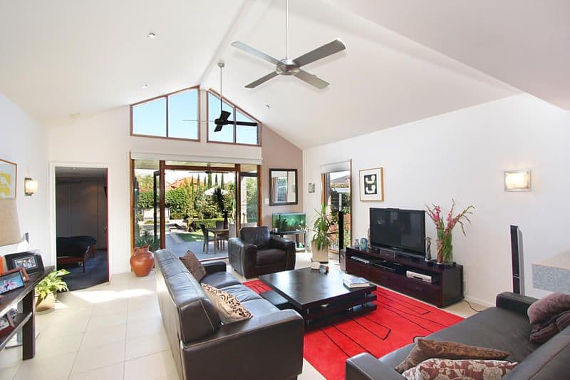 8 Crewe Road, Hughesdale VIC 3166, Hughesdale - Image 1