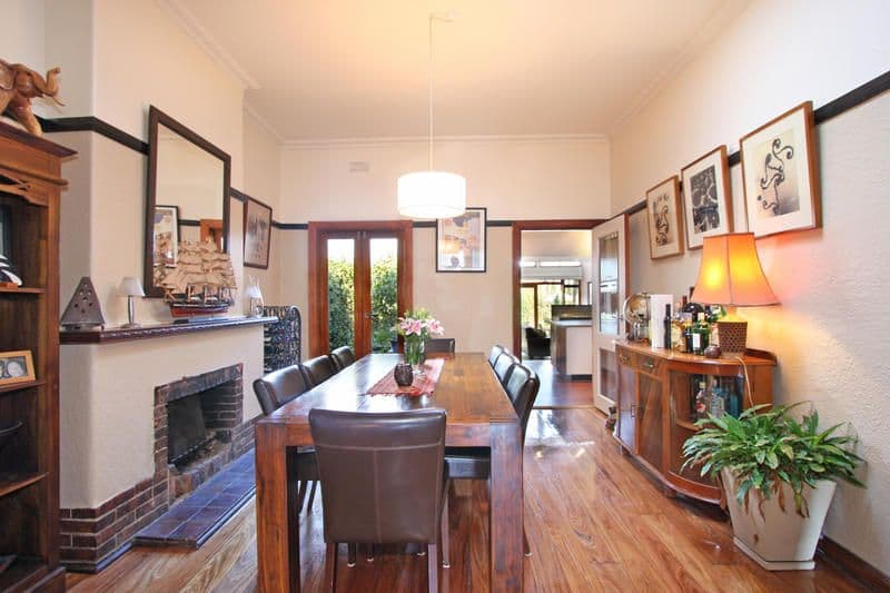 8 Crewe Road, Hughesdale VIC 3166, Hughesdale - Thumbnail 4