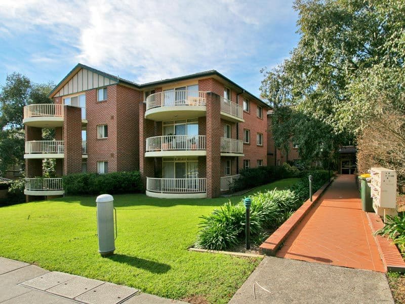 2  Bellbrook Avenue, HORNSBY NSW 2077, Hornsby - Thumbnail 2