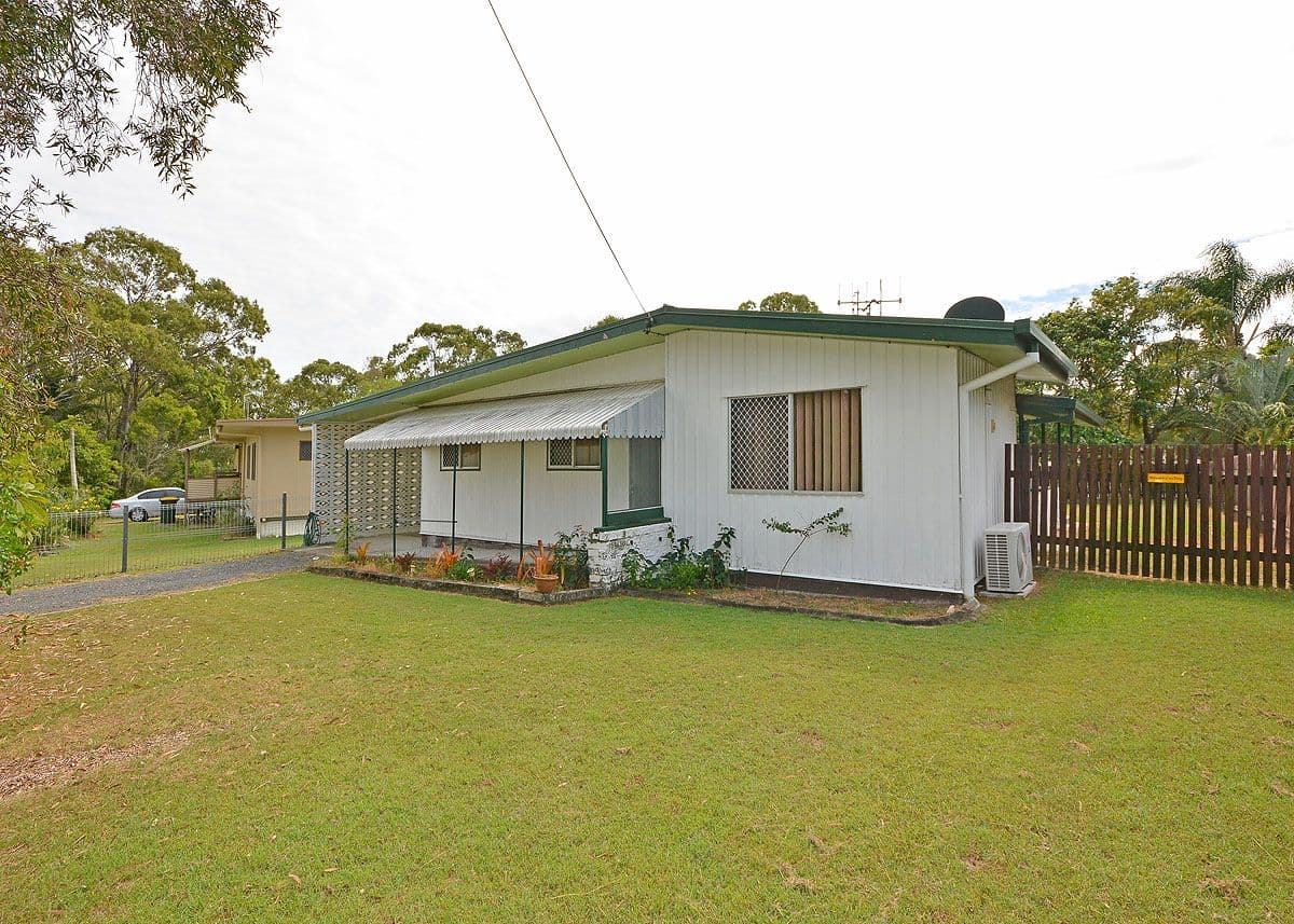 4 Urangan Street, Torquay QLD 4655, Torquay - Image 1