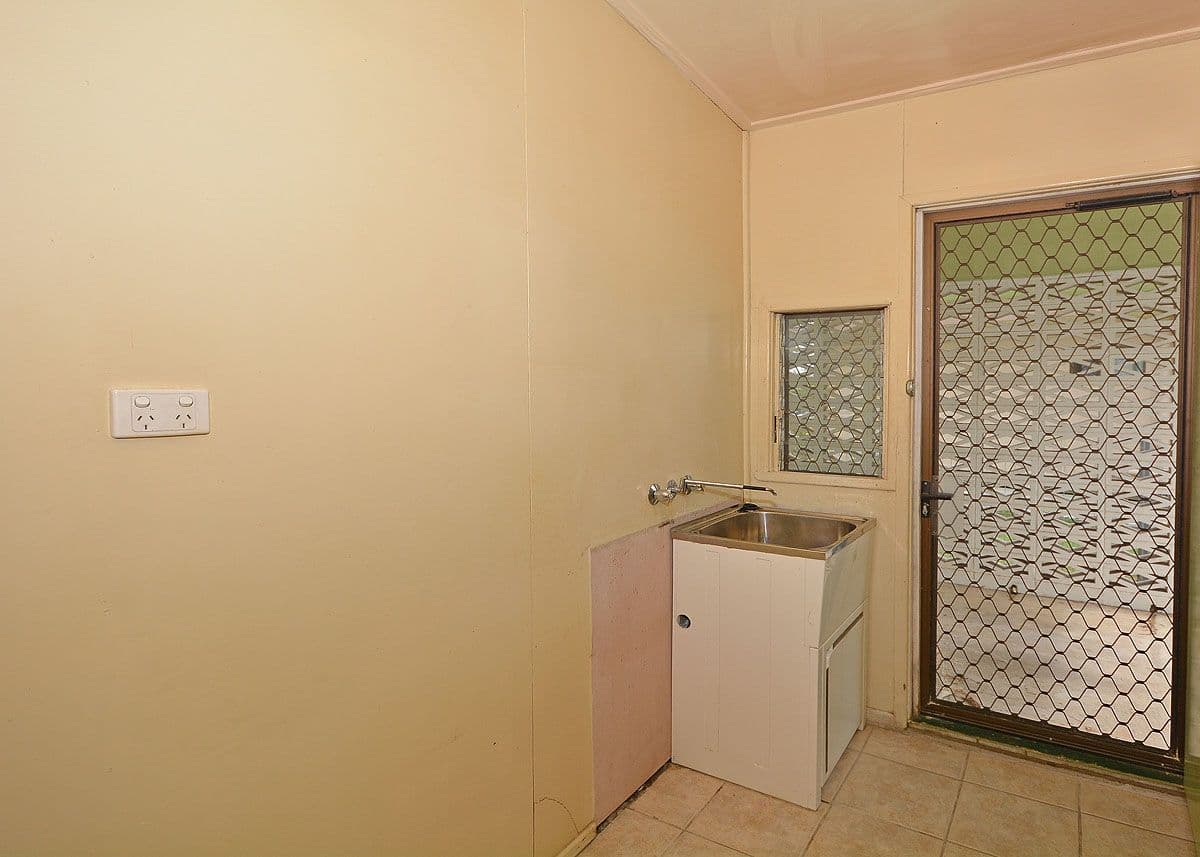 4 Urangan Street, Torquay QLD 4655, Torquay - Thumbnail 8