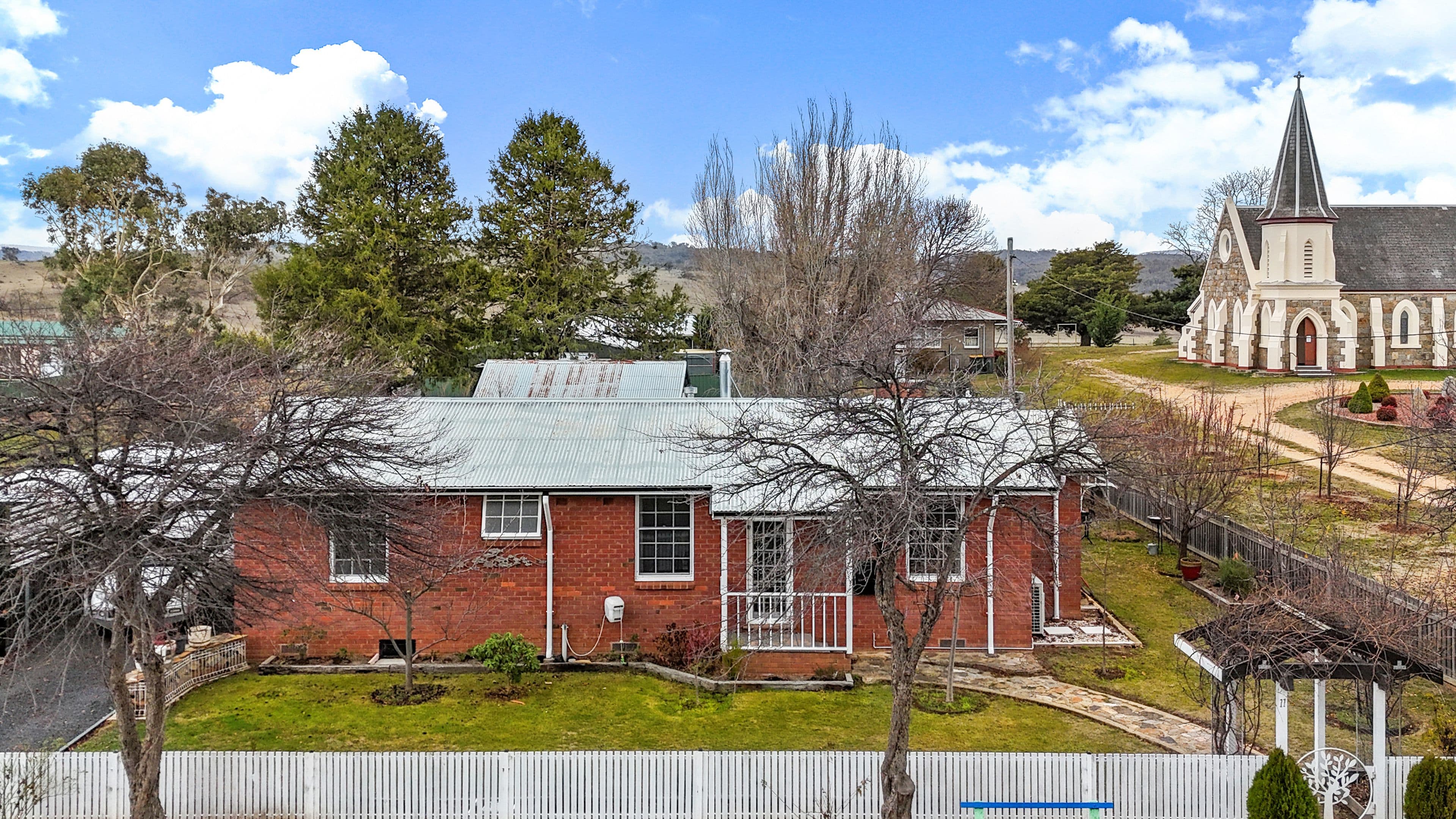 11 Stoke Street, Adaminaby NSW 2629, Adaminaby - Thumbnail 2