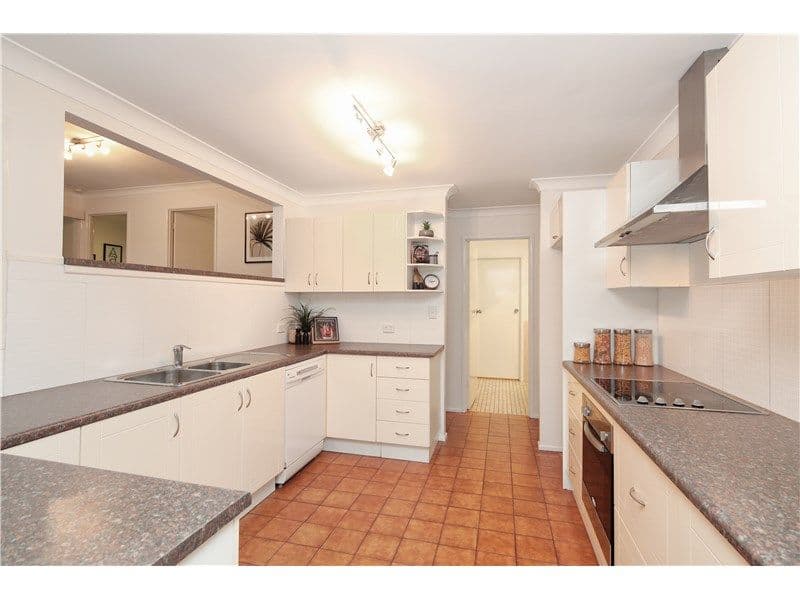 2 Ketch Street, Jamboree Heights QLD 4074, Jamboree Heights - Thumbnail 2