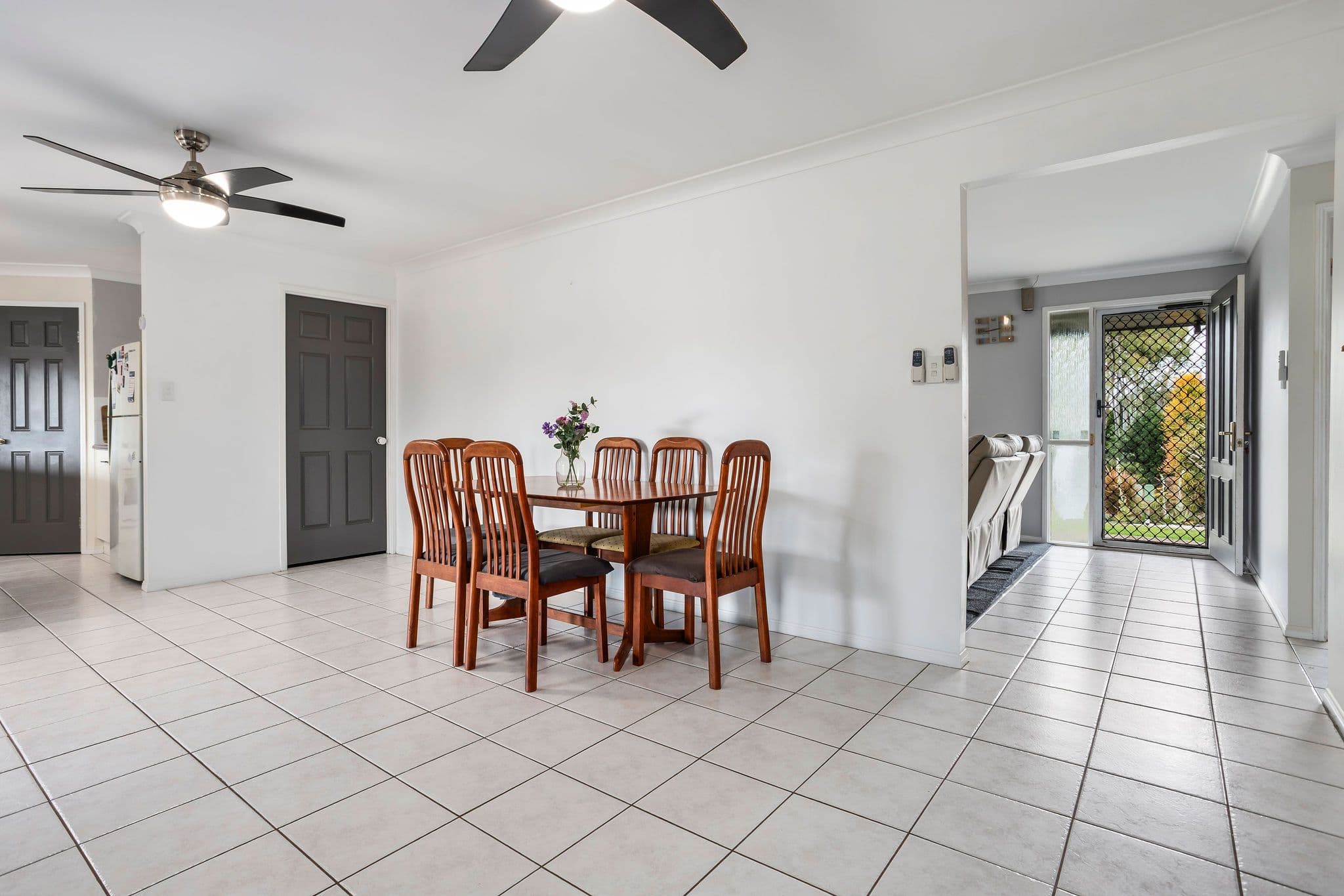 26 Streamview Crescent, Springfield QLD 4300, Springfield - Thumbnail 4