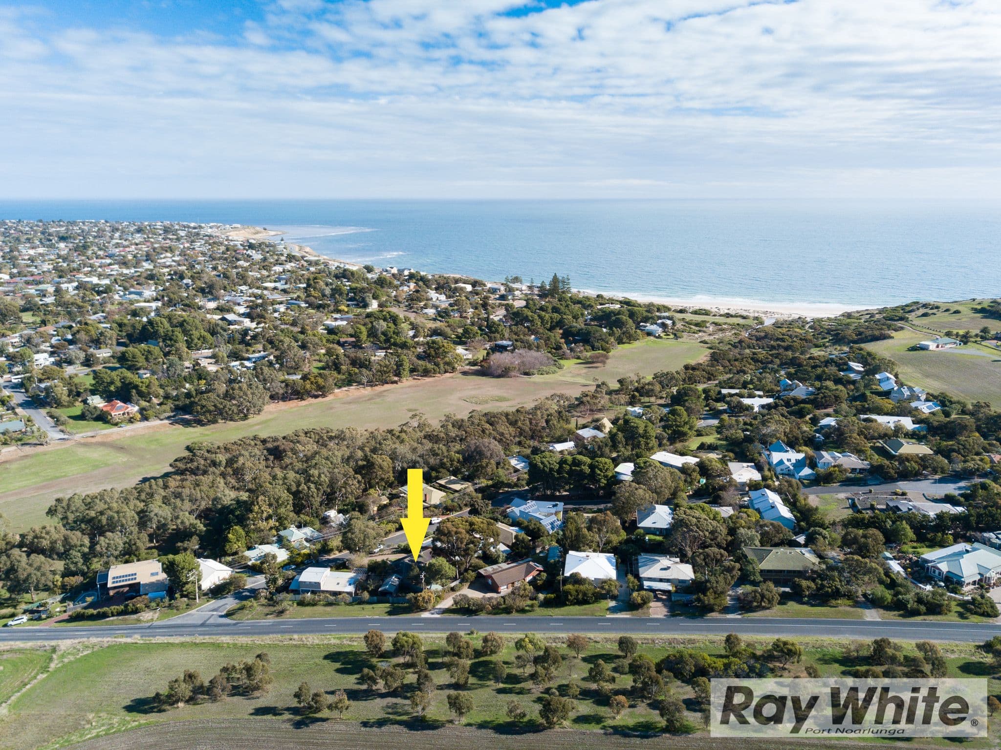 6 Mindarie Street, Port Willunga SA 5173, Port Willunga - Thumbnail 2