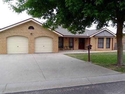 13 Brennan Crescent, OBERON NSW 2787, Oberon - Thumbnail 2