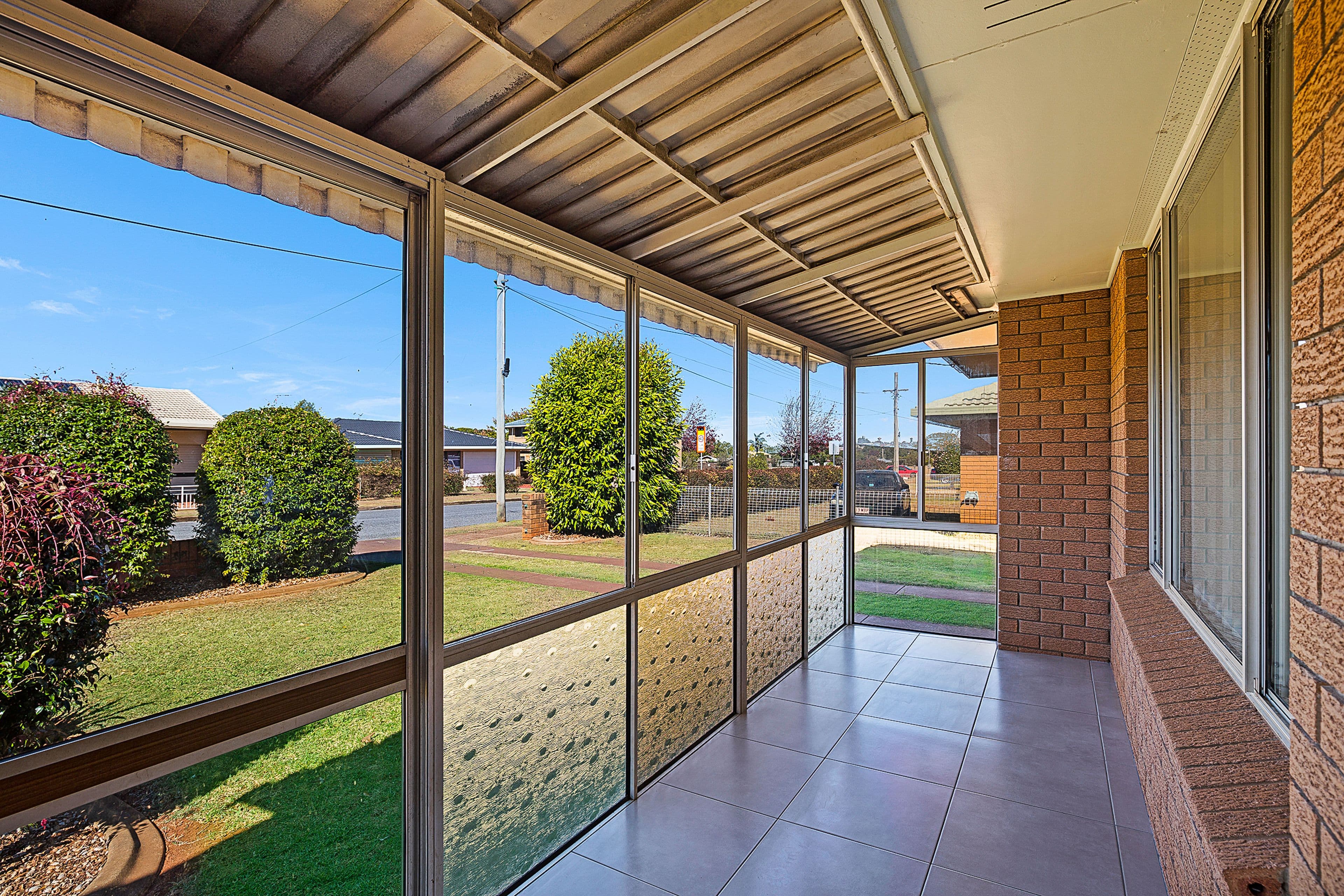 19 Sampson Street, Wilsonton QLD 4350, Wilsonton - Thumbnail 2