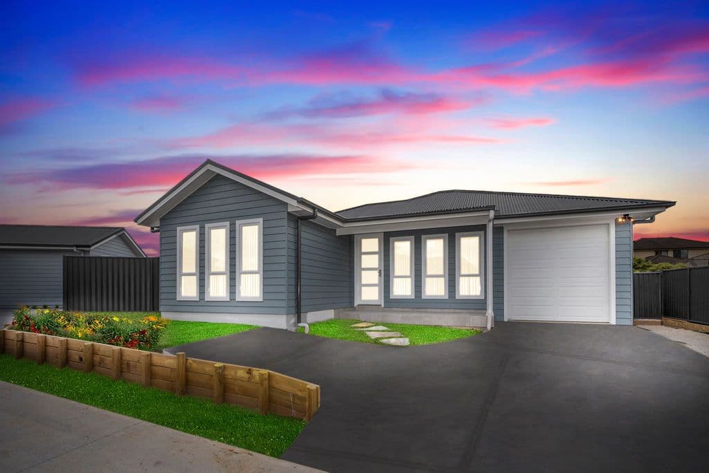 2 Ascot Drive, Currans Hill - Image 1