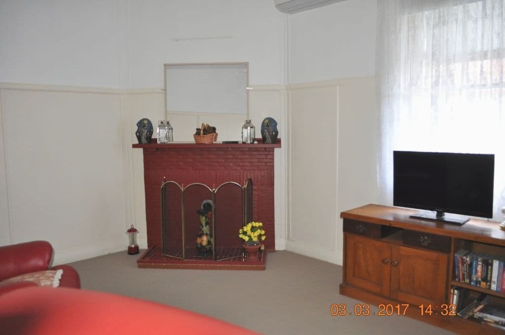 15 Bapaume Street, Cootamundra - Thumbnail 6