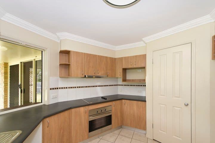 2 Jimna Court, DECEPTION BAY QLD 4508, Deception Bay - Thumbnail 7