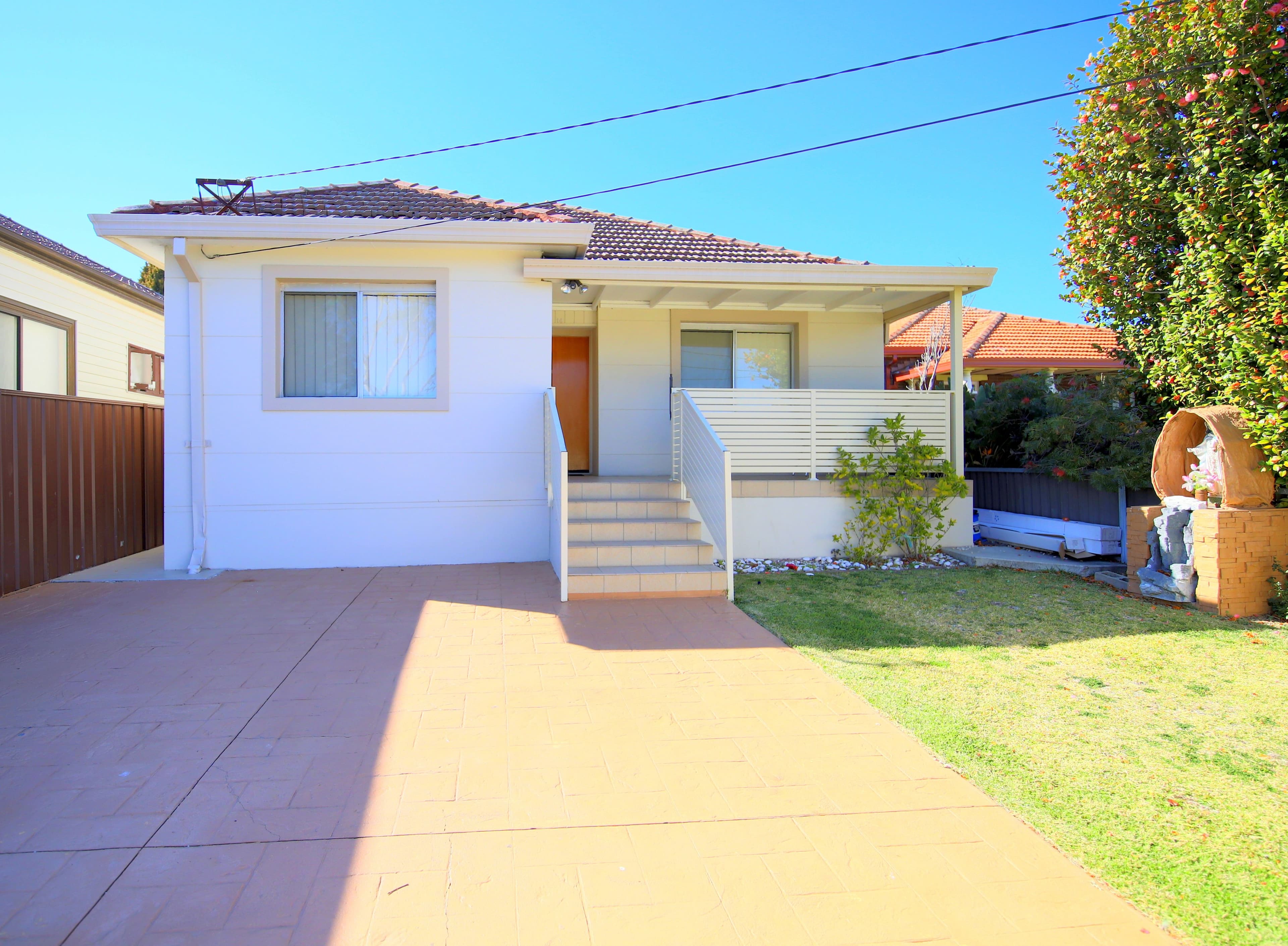 14 Linden Avenue, Punchbowl - Image 1