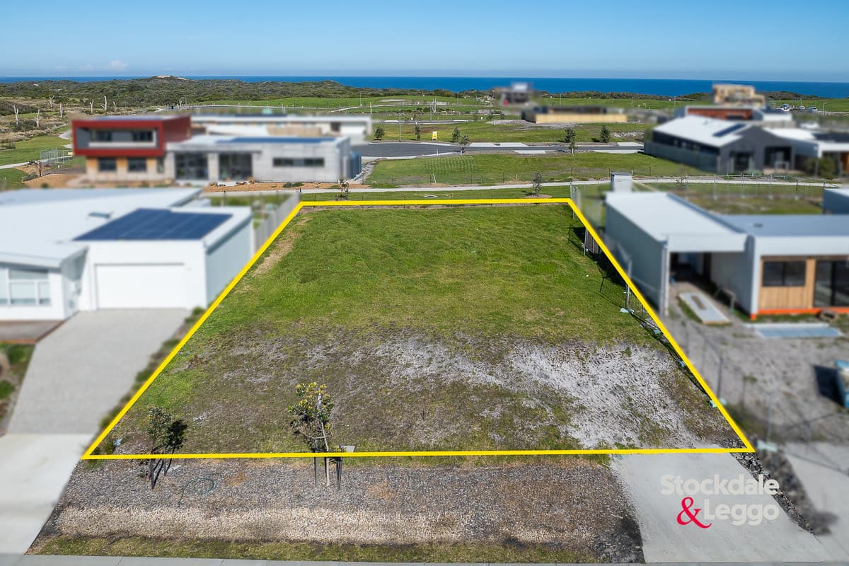 13 Seadragon Street, Cape Paterson VIC 3995, Cape Paterson - Thumbnail 2