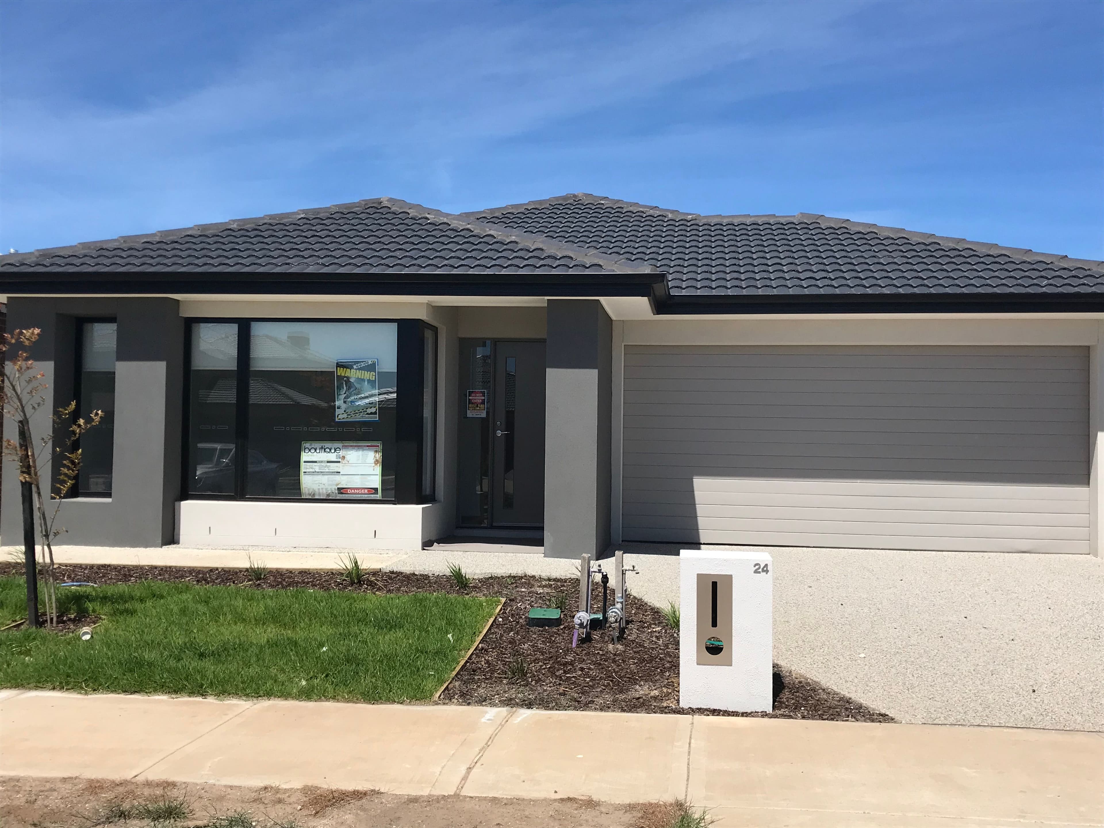 24 Madden Boulevard, Tarneit VIC 3029, Tarneit - Thumbnail 2