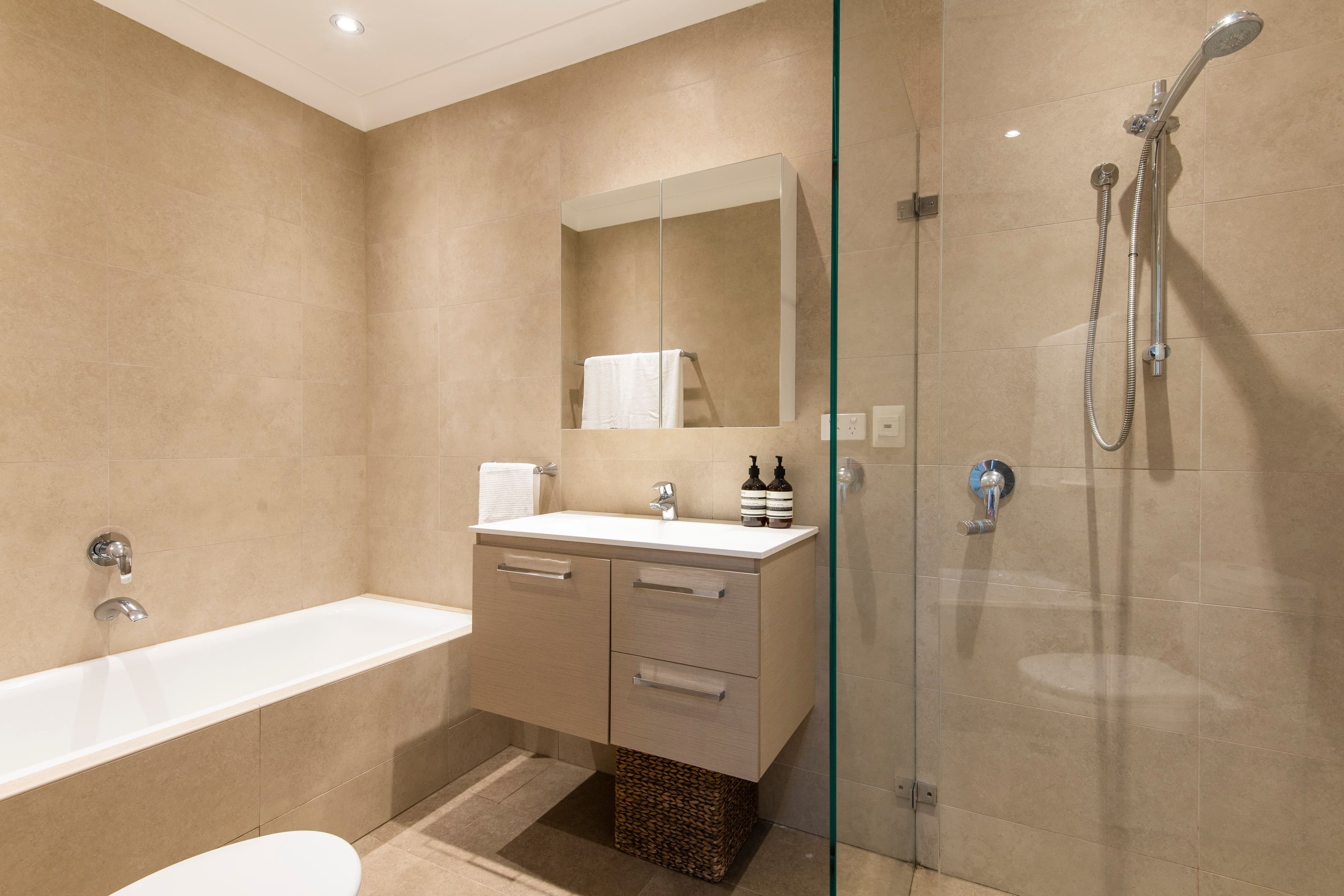 84 Avenue Road, Mosman NSW 2088, Mosman - Thumbnail 6