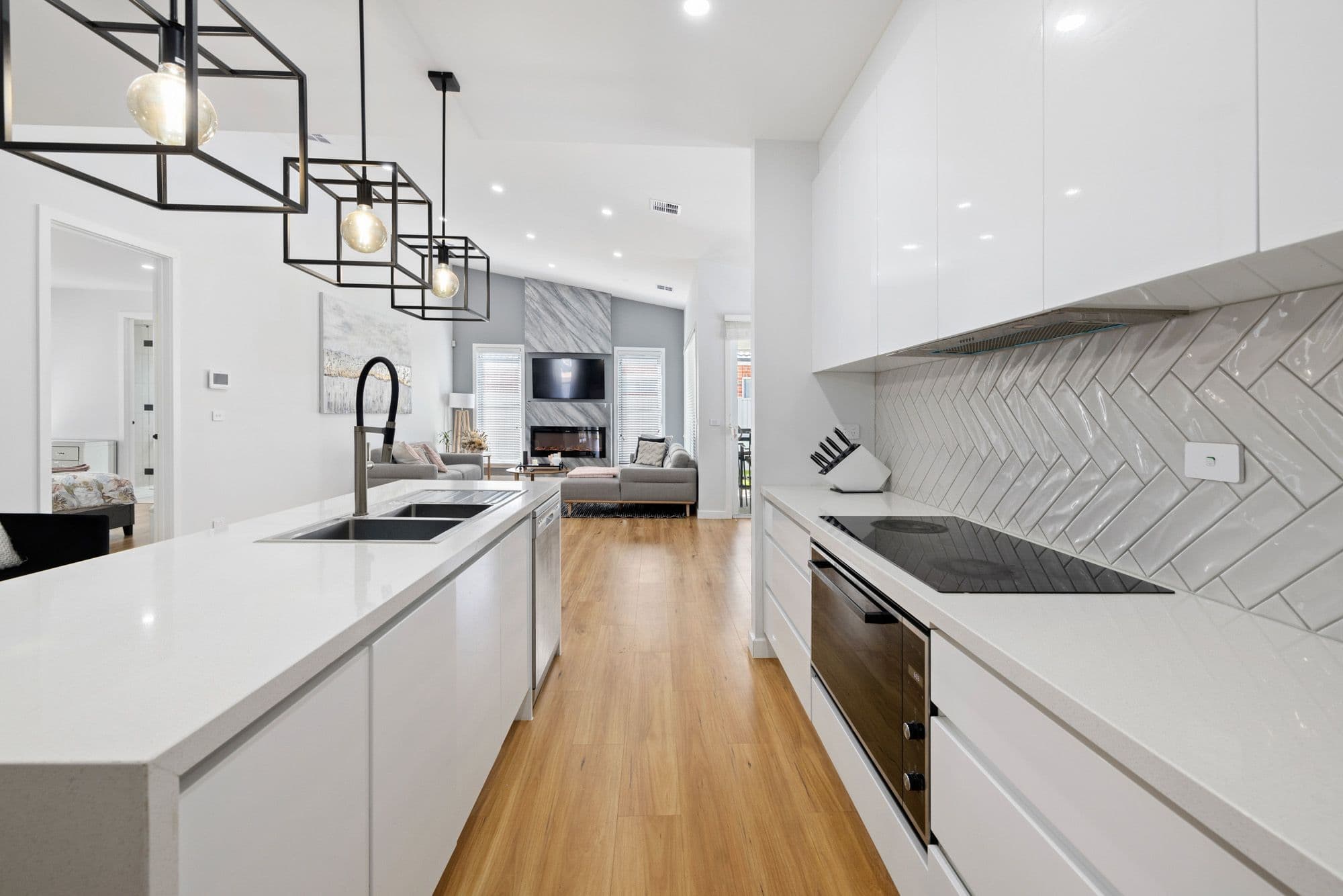 11 Glenbrook Drive, Wyndham Vale VIC 3024, Wyndham Vale - Thumbnail 4