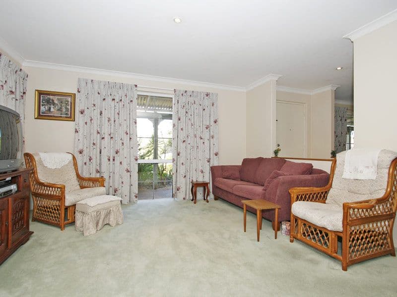 1 Serene Close, BALLAJURA WA 6066, Ballajura - Thumbnail 5