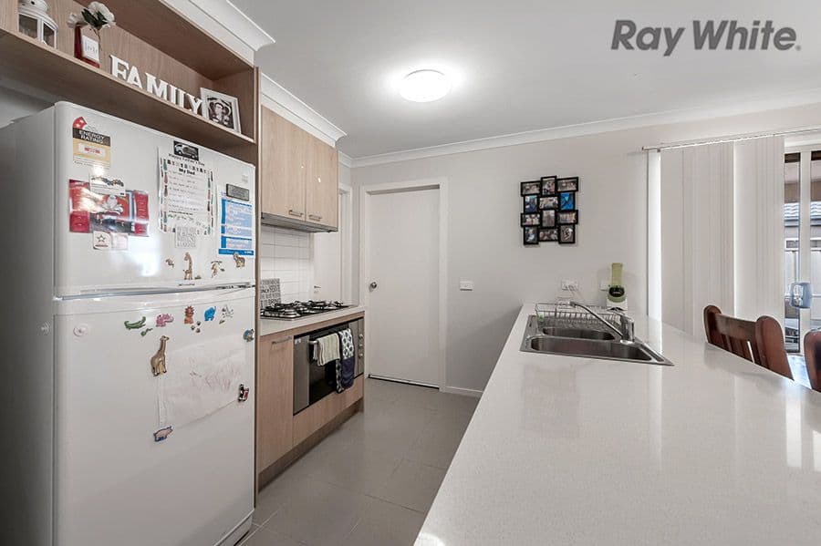31 Kilmore Street, Brookfield VIC 3338, Brookfield - Thumbnail 3